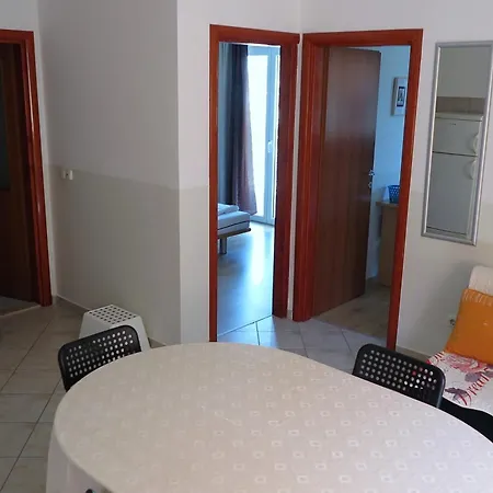 Apartments Kovacic Omis Exterior photo