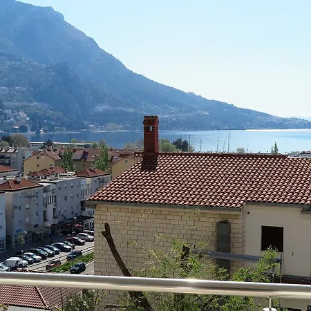 Apartments Kovacic Omis Exterior photo